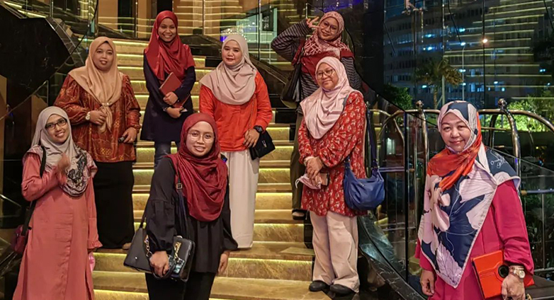 Roslima Saat group leadership photo